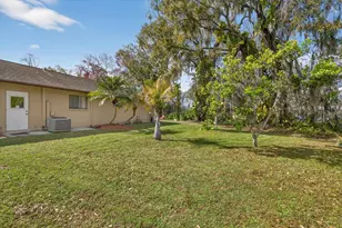 2735 Quiet Hollow Ct, New Port Richey, FL 34655 - Photo 27