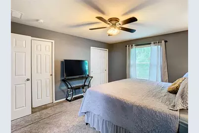 4907 White Sanderling Court, Tampa, FL 33619 - Photo 13