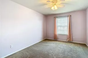 4907 White Sanderling Ct, Tampa, FL 33619 - Photo 23