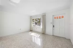 5589 46th Ave N, Kenneth City, FL 33709 - Photo 7