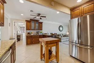 2268 Indian Ave N, Belleair Bluffs, FL 33770 - Photo 19