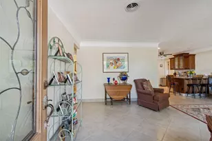 2268 Indian Ave N, Belleair Bluffs, FL 33770 - Photo 7