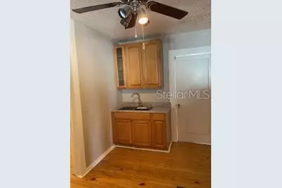 912 E Saint Clair Street, Tampa, FL 33605 - Photo 3