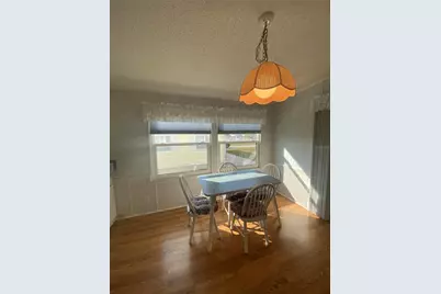 36722 Strand Dr, Zephyrhills, FL 33542 - Photo 3