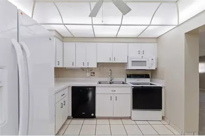 10449 53rd Avenue N, Saint Petersburg, FL 33708 - Photo 7