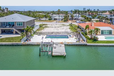 10126 Tarpon Drive, Treasure Island, FL 33706 - Photo 9