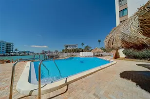 255 Dolphin Point, Clearwater Beach, FL 33767 - Photo 29