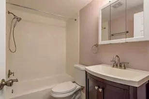 4233 Belle Isle Ct, New Port Richey, FL 34653 - Photo 17