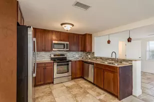 4233 Belle Isle Ct, New Port Richey, FL 34653 - Photo 9