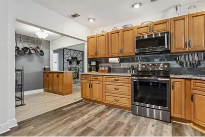 1023 N Bask Drive, Tampa, FL 33603 - Photo 9