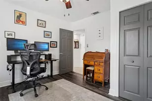 1023 N Bask Dr, Tampa, FL 33603 - Photo 13