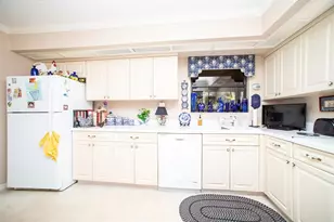 11696 Parkview Ln, Seminole, FL 33772 - Photo 11