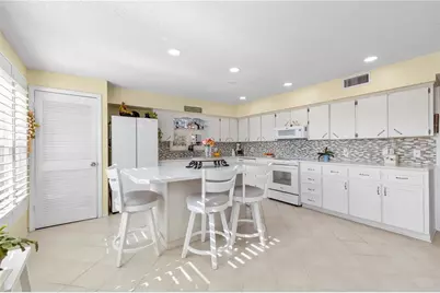 2221 Swedish Drive #55, Clearwater, FL 33763 - Photo 11