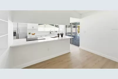 9435 117th Street, Seminole, FL 33772 - Photo 11