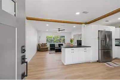 4636 W Bay Court Avenue, Tampa, FL 33611 - Photo 7