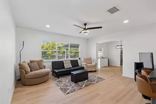 4636 W Bay Ct Ave, Tampa, FL 33611 - Photo 15