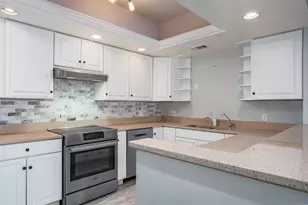 8 Belleview Blvd, Belleair, FL 33756 - Photo 15