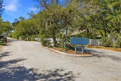 10785 Danielle Drive, Largo, FL 33774 - Photo 69