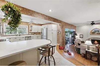 10785 Danielle Drive, Largo, FL 33774 - Photo 13