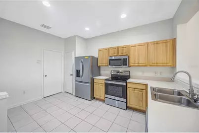 5004 Barnstead Drive, Riverview, FL 33578 - Photo 5