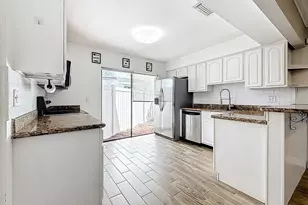 5108 Ravensdale Way, Tampa, FL 33624 - Photo 23