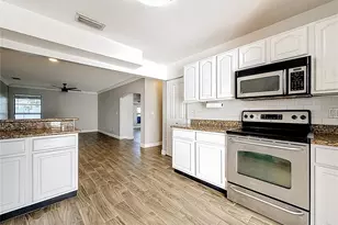 5108 Ravensdale Way, Tampa, FL 33624 - Photo 27