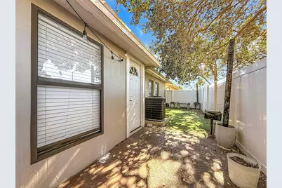 5108 Ravensdale Way, Tampa, FL 33624 - Photo 51