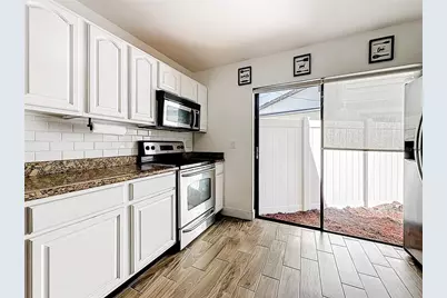 5108 Ravensdale Way, Tampa, FL 33624 - Photo 25