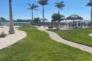 5200 Brittany Dr S, Saint Petersburg, FL 33715 - Photo 27