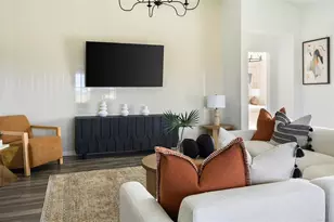 36735 Thornhedge Dr, Zephyrhills, FL 33541 - Photo 21