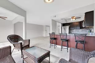 225 Country Club Dr, Largo, FL 33771 - Photo 9