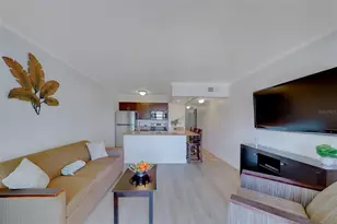 2506 N Rocky Point Dr, Tampa, FL 33607 - Photo 9