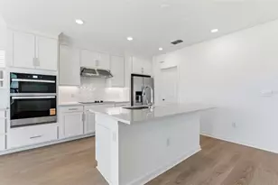 7910 Palm Paradise Pl, Parrish, FL 34219 - Photo 3