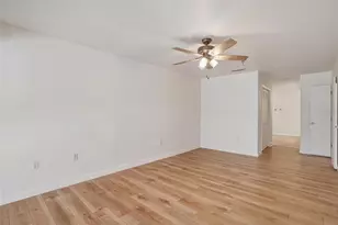 4203 Hartwood Ln, Tampa, FL 33618 - Photo 21