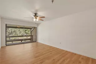 4203 Hartwood Ln, Tampa, FL 33618 - Photo 21