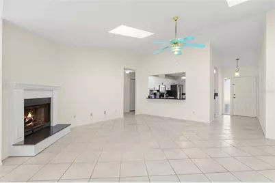 523 Padua Circle NE, Saint Petersburg, FL 33703 - Photo 5