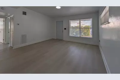 831 Woodlawn Street, Clearwater, FL 33756 - Photo 5