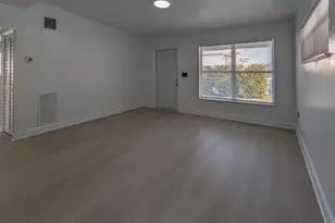 831 Woodlawn St, Clearwater, FL 33756 - Photo 5