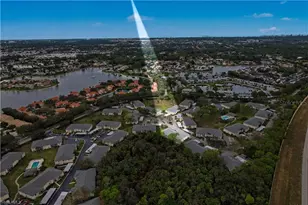741 Landover Cir, Naples, FL 34104 - Photo 3