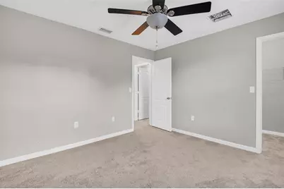 1943 Greenwood Valley Drive, Plant City, FL 33563 - Photo 35
