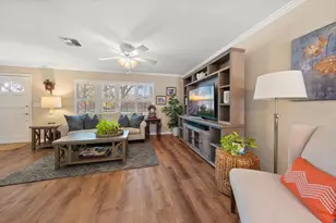 2233 Sunset Cir, Largo, FL 33774 - Photo 7