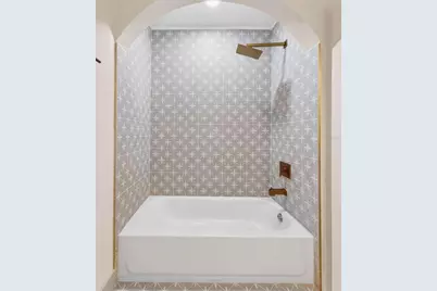 203 Driftwood Drive W, Palm Harbor, FL 34683 - Photo 23