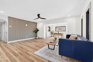 203 Driftwood Dr W, Palm Harbor, FL 34683 - Photo 11