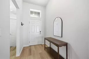 37142 Highland Bluff Cir, Dade City, FL 33523 - Photo 3