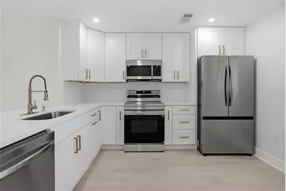 2682 Sabal Springs Circle #204, Clearwater, FL 33761 - Photo 5