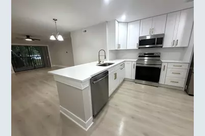 2682 Sabal Springs Circle #204, Clearwater, FL 33761 - Photo 11