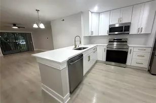 2682 Sabal Springs Cir, Clearwater, FL 33761 - Photo 11
