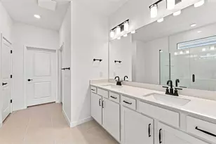 9931 Johnson Oaks Gln, Parrish, FL 34219 - Photo 9