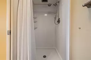 2618 Cove Cay Dr, Clearwater, FL 33760 - Photo 19