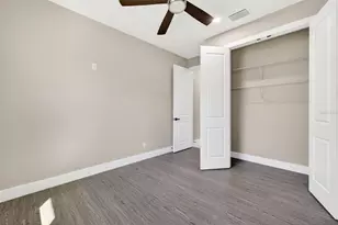 284 Roosevelt Ave, Masaryktown, FL 34604 - Photo 33